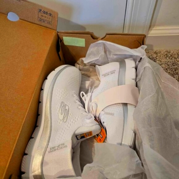 Skechers Slip-ins White Sneakers Size 7 - Picture 7 of 10